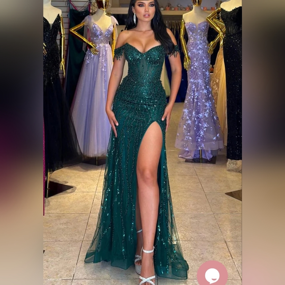 Elegant Dark Green Off-Shoulder Evening Dress Mermaid Slit Long With Beadings M
